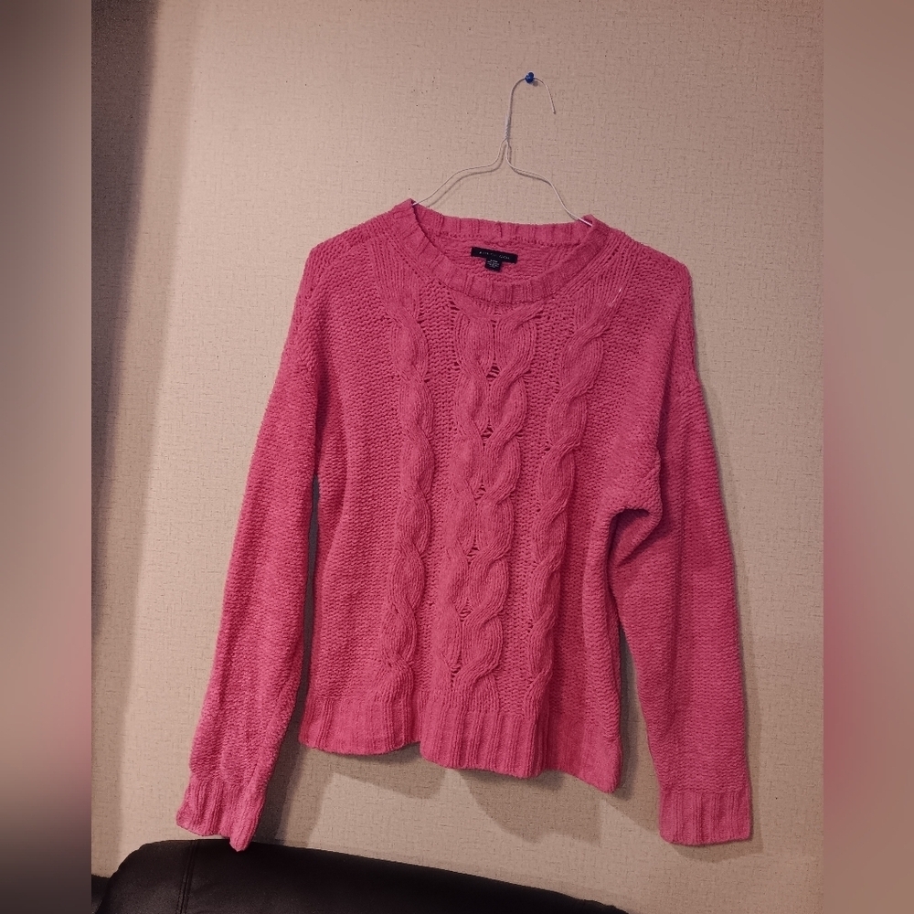 American Eagle Outfitters Rose Cable Knit Sweater Sz S Like New